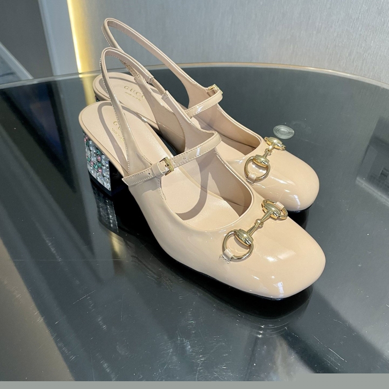 G*u*i high heels